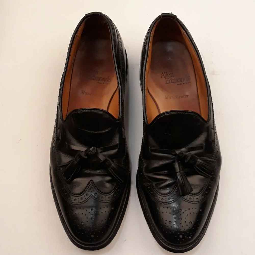 ALLEN EDMONDS Manchester Black Leather 9.5 D Mens Tassel Loafers‎